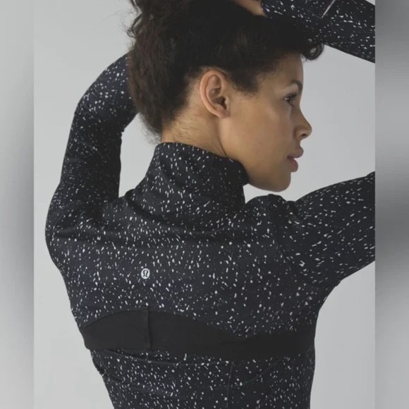 Lululemon Women's Black and White Speckled Define Jacket - Picture 2 of 7